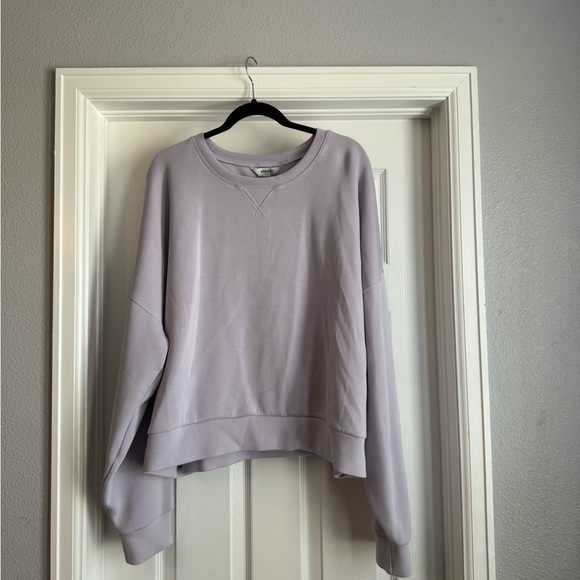 SPANX AirEssentials Crew Neck Top Lilac Color - Picture 5 of 11